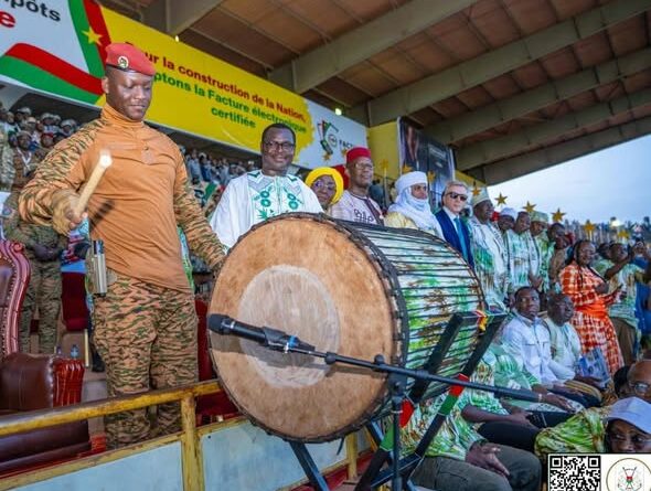 BOBO-DIOULASSO ACCUEILLE LA 22ᵉ ÉDITION DE LA SEMAINE NATIONALE DE LA CULTURE : UNE CÉLÉBRATION DE LA SOUVERAINETÉ CULTURELLE EN PRÉSENCE DES PAYS DE L’AES