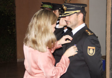 SOCIÉTÉ : Décoration de quatre officiers de police de l’Équipe Conjointe d’investigation (ECI-Niger) par l’Ambassadrice d’Espagne au Niger SOCIÉTÉ : Décoration de quatre officiers de police de l’Équipe Conjointe d’investigation (ECI-Niger) par l’Ambassadrice d’Espagne au Niger