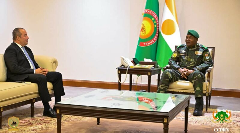 PALAIS DE LA PRESIDENCE: Son Excellence le Général d&rsquo;Armée ABDOURAHAMANE TIANI, Président de la République, Chef de l&rsquo;État, a accordé une audience, ce mercredi 29 avril 2026, à S.E.M. Ozgür Çinar, Ambassadeur de Türkiye au Niger, en fin de mission.