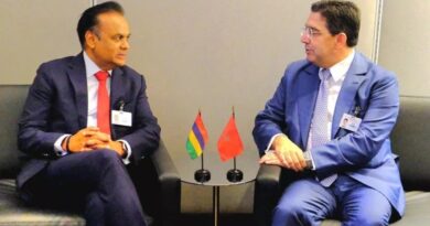 SAHARA MAROCAIN : La République de Maurice change de position et considère l’autonomie sous souveraineté marocaine comme « la solution la plus crédible ». SAHARA MAROCAIN : La République de Maurice change de position et considère l’autonomie sous souveraineté marocaine comme « la solution la plus crédible ».