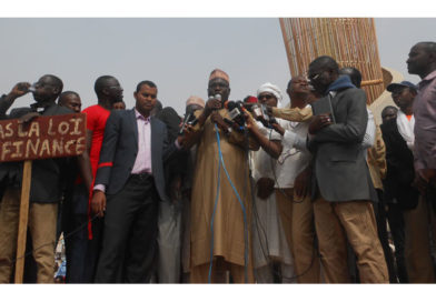 Les Généraux de la Société Civile encore dans la Rue contre la loi de Finances 2018 Les Généraux de la Société Civile encore dans la Rue contre la loi de Finances 2018