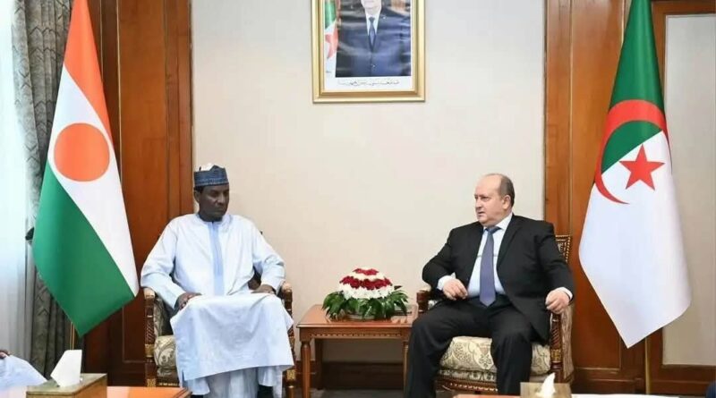 NIGER-ALGERIE: Le Président Abdelmadjid Tebboune reçoit le Premier Ministre M. Ali Mahaman Lamine Zeine à Alger