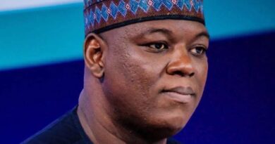 Frappes américaines à Caracas : Cheikh Oumar Doumbia analyse l’intervention des États-Unis au Venezuela 