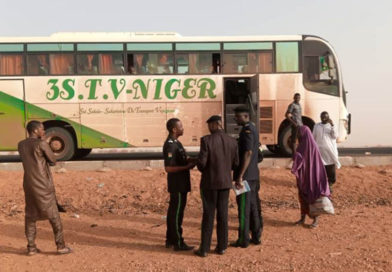 MIGRATION : 17 stagiaires formés à Agadez par l’ECI-Niger pour lutter contre la fraude documentaire MIGRATION : 17 stagiaires formés à Agadez par l’ECI-Niger pour lutter contre la fraude documentaire