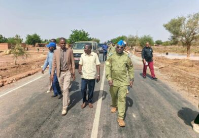 INFRASTRUCTURES ROUTIÈRES : Visite terrain sur la route PK45 – RN25, les équipes techniques à pied d’œuvre pour rendre la route opérationnelle. INFRASTRUCTURES ROUTIÈRES : Visite terrain sur la route PK45 – RN25, les équipes techniques à pied d’œuvre pour rendre la route opérationnelle.