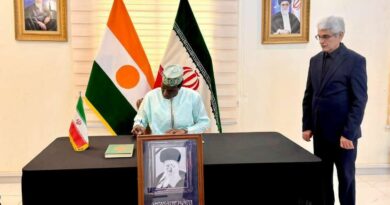 NIGER-IRAN : Décès du Guide iranien : le Premier Ministre signe le livre des condoléances