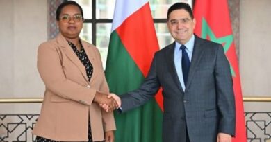 Sahara Marocain : le Madagascar et la Guinée-Bissau apportent leur soutien à l’intégrité territoriale du Royaume et au plan marocain d’autonomie. Sahara Marocain : le Madagascar et la Guinée-Bissau apportent leur soutien à l’intégrité territoriale du Royaume et au plan marocain d’autonomie.