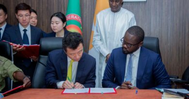 NIGER – CHINE : SIGNATURE DU PROTOCOLE DE PARTENARIAT PÉTROLIER : UNE AVANCÉE HISTORIQUE POUR LA SOUVERAINETÉ ÉNERGÉTIQUE DU NIGER NIGER – CHINE : SIGNATURE DU PROTOCOLE DE PARTENARIAT PÉTROLIER : UNE AVANCÉE HISTORIQUE POUR LA SOUVERAINETÉ ÉNERGÉTIQUE DU NIGER