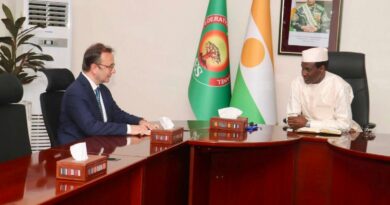 COOPERATION NIGER – TURQUIE : le Premier Ministre reçoit l’ambassadeur Özgür Arslan COOPERATION NIGER – TURQUIE : le Premier Ministre reçoit l’ambassadeur Özgür Arslan