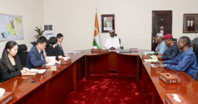 COOPERATION NIGER-CHINE: La Chine soutient le Niger dans la définition et la mise en œuvre d’un modèle de développement adapté à ses réalités nationales. COOPERATION NIGER-CHINE: La Chine soutient le Niger dans la définition et la mise en œuvre d’un modèle de développement adapté à ses réalités nationales.