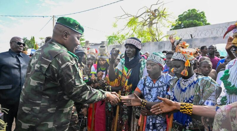MARADI : Le Président de la République, Chef de l’État, S.E le Général d’Armée Abdourahamane Tiani, est arrivé à Maradi pour la célébration de la 3ᵉ édition de la Journée Nationale de l’Arbre (JNA). MARADI : Le Président de la République, Chef de l’État, S.E le Général d’Armée Abdourahamane Tiani, est arrivé à Maradi pour la célébration de la 3ᵉ édition de la Journée Nationale de l’Arbre (JNA).